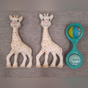 Sophie La Girafe  100% Natural Rubber Squeaky Teether Toy And Rattle Lot Of 3